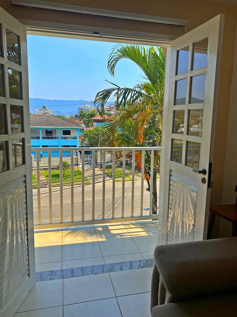 Apartamento Praia Grande Tenório pé na areia c/ ar